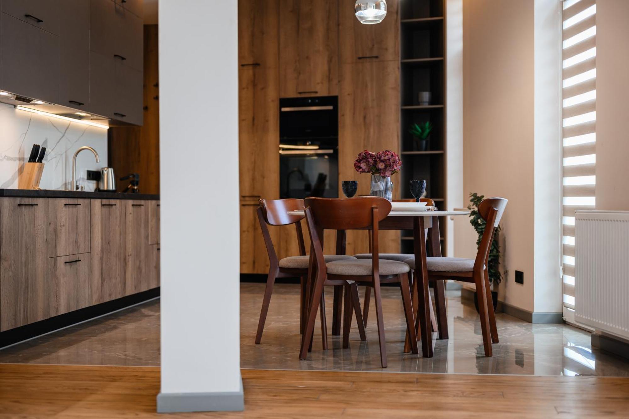 Luxury Apartments Smart House Uzhhorod Εξωτερικό φωτογραφία