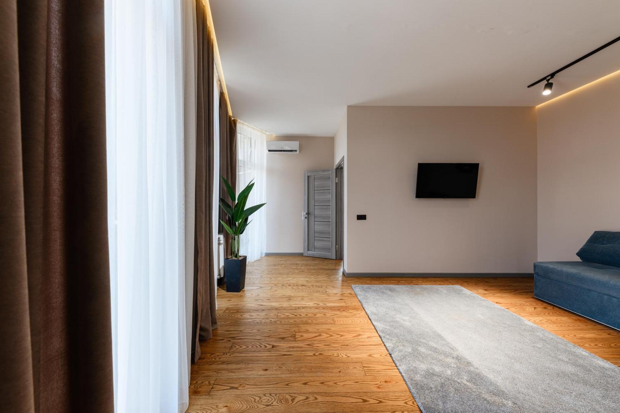 Luxury Apartments Smart House Uzhhorod Εξωτερικό φωτογραφία