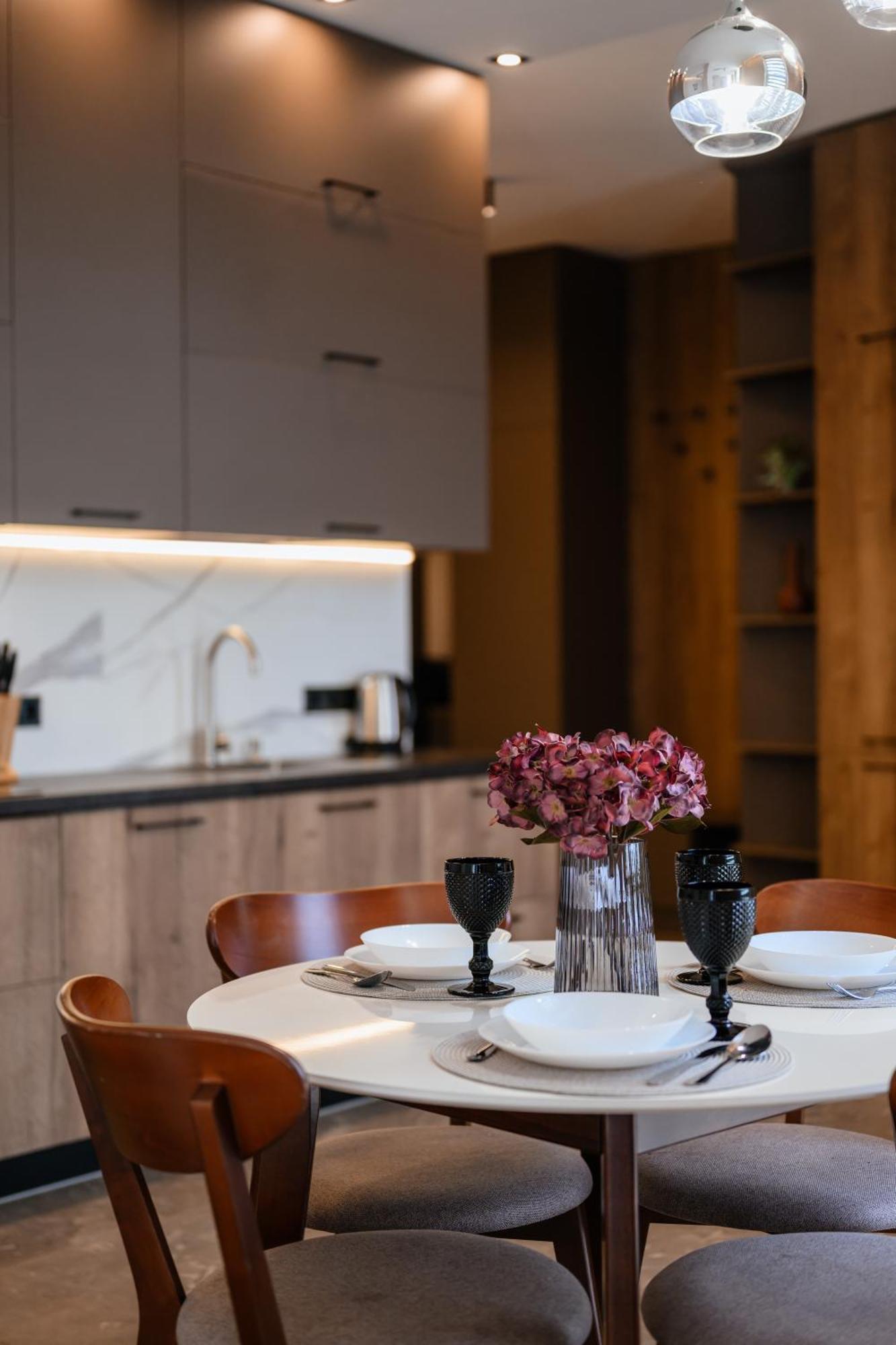 Luxury Apartments Smart House Uzhhorod Εξωτερικό φωτογραφία
