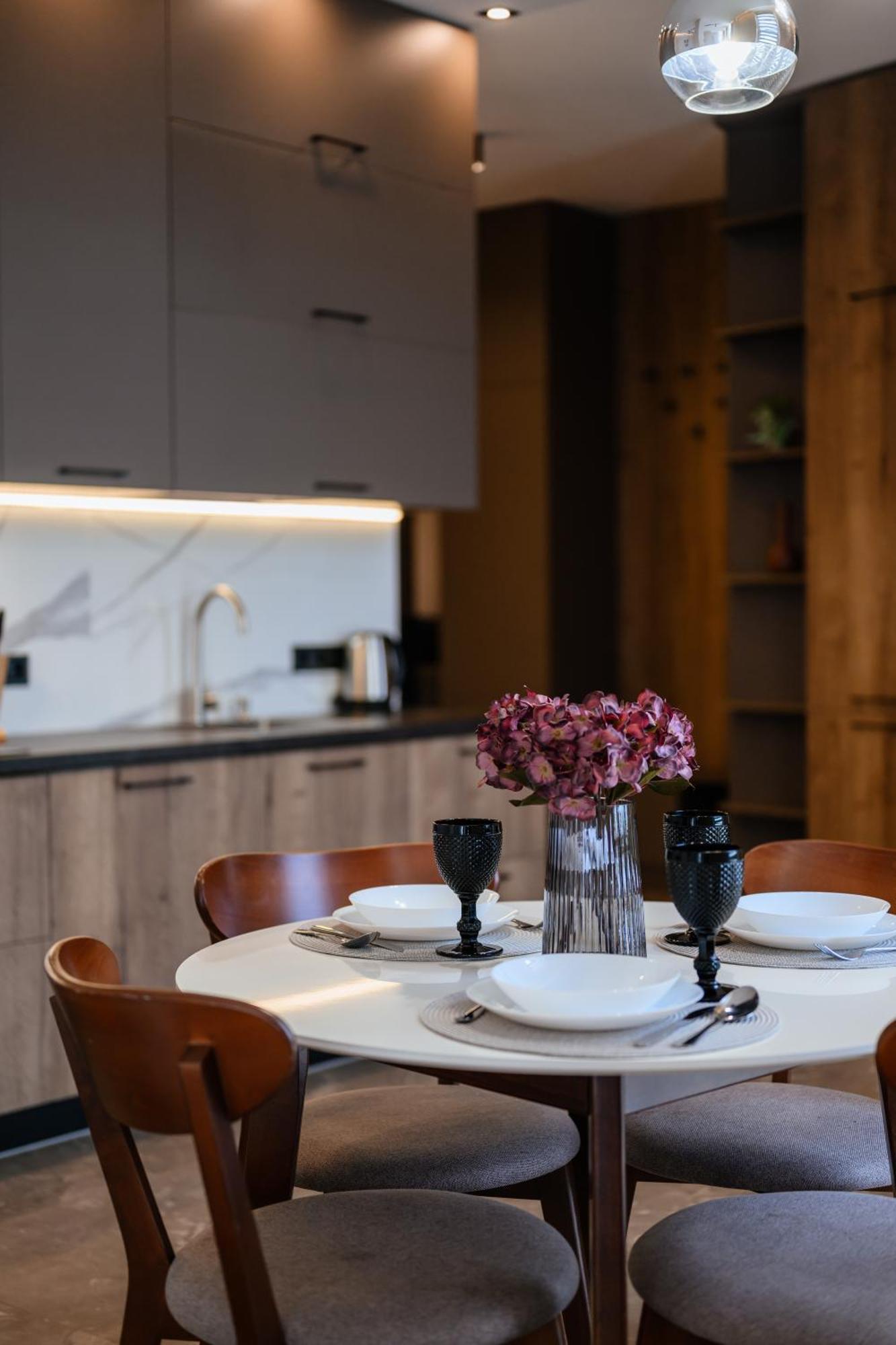 Luxury Apartments Smart House Uzhhorod Εξωτερικό φωτογραφία